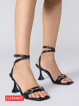 RSVP by Nykaa Fashion - Black Buckle Front Strap Flared Heels