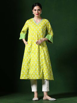 Jaipur Kurti - Women Green Printed Kurta