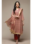 Red color option, Sold out, Currently selected