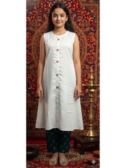 Aarika - Ethnic Wear White Solid Satin Kurta