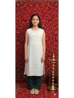 Aarika - Ethnic Wear White Patch Work polyester Kurta