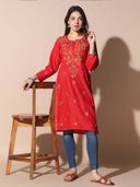 Red color option, Sold out, Currently selected