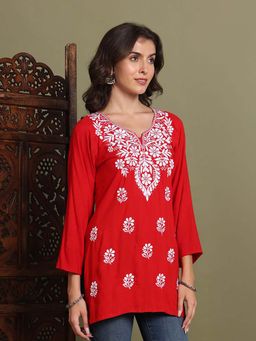 FASHIONABLE CHIKAN HANDIKRAFT - Women Red Floral Embroidered Chikankari Kurti