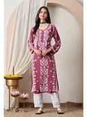 Pink color option, Currently selected