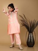 Pink color option, Currently selected