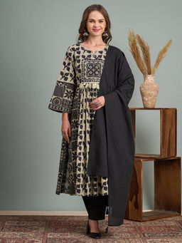 FASHOR - Ethnic Printed Pleated Kurta Pant and Dupatta - Black