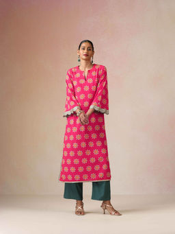 trueBrowns - Pink Printed Viscose Straight High-Slit Kurta and Pant