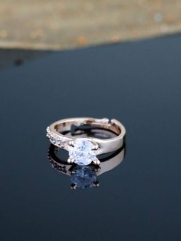 I Jewels - Rose Gold Plated Elegant Classy CZ Crystal Adjustable Designer Ring