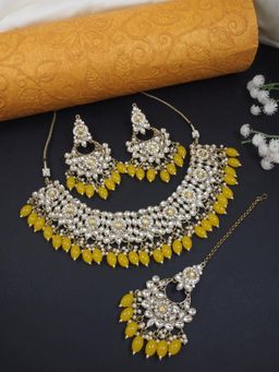 I Jewels - Gold Plated Traditional Kundan Pearl Drop Bridal Choker Necklace Jewellery Set