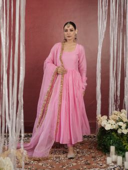 ONEWE INDIA - Chaand Pink Chanderi Zari Kurta with Pant and Dupatta (Set of 3)