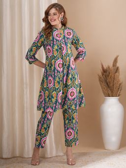FASHOR - Women Cotton Green Mandarin Neck Printed Kurta with Pant (Set of 2)