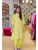 Yellow color option, Currently selected