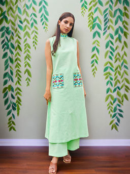 Phulkari Forever - Pure Linen Pista Noor Green Pant