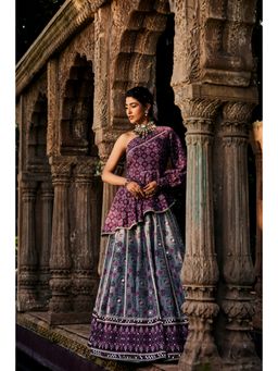 THE ROYALEUM ATELIER - Grey Top and Skirt (Set of 2)