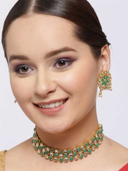 Karatcart - Gold Kunuz Kundan with Green Stone Necklace with Earrings (Set of 2)