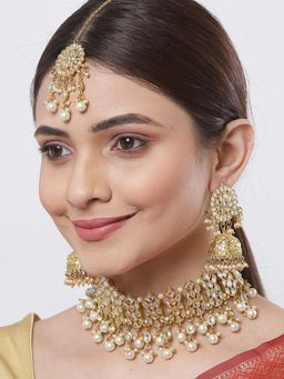 Karatcart - Traditional Gold Plated Kundan Choker Necklace With Earrings & Mangtikka (Set of 3)