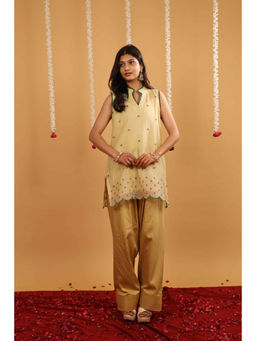 Rivaz Threads and Co - Fiza Kota Doria Embroidered Kurti and Salwar