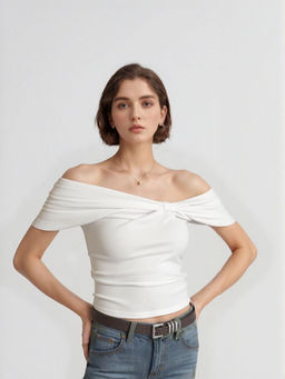 Outzidr - White Asymmetric Street Style Top