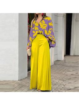 Outzidr - Women Yellow Floral Relaxed Fit Co-Ord (Set of 2)