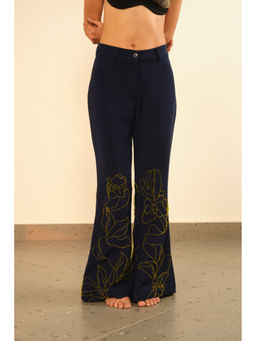 SOMYA GOYAL - Gilded Petal Casual Trousers - Black
