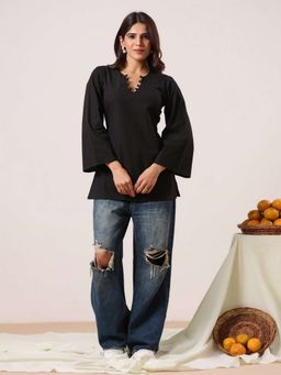 Rimeline - Women Solid V- Neck Three Quarter Sleeves Pure Cotton Kurti