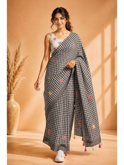 KAYOMMI - Women Black and White Cotton Saree with Floral Print and Tassels and Unstitched Blouse Piece
