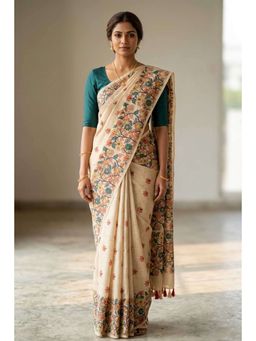 THE WEAVERS SHOP BY RAAVI - Beige Cotton Kalamkari Inspired Saree and Unstitched Blouse Piece