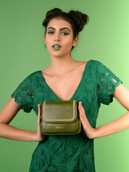 Odette - Green Embroidered Formal Clutch