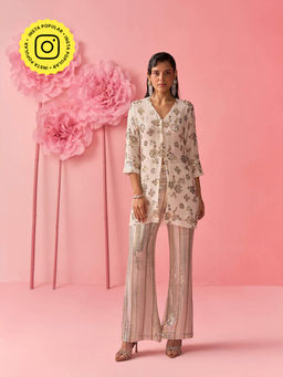 Clothes on my mind - Fall In Love Kurta & Pant Co-Ord (Set of 2)