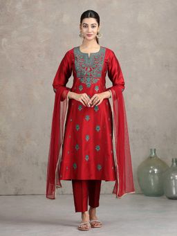 Cotton Culture - Women Maroon Floral Embroidered Straight Kurta with Pant and Dupatta