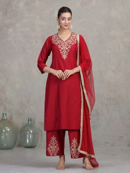 Cotton Culture - Women Maroon Floral Embroidered Kurta with Pant and Dupatta