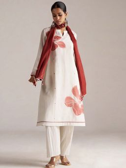 Ganga Fashions - Women Ivory Pure Chanderi Floral Kurta, Pant with Slip and Stole