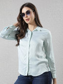 Green color option, Sold out, Currently selected
