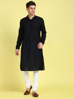 Sanwara - Men Blue Thread Work Chikankari Indian Style Cotton Kurta with Payjama (Set of 2)