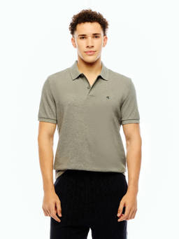 Calvin Klein - Solid Regular Fit Cotton T-Shirt