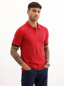 Red color option, Currently selected