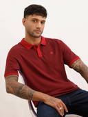 Maroon color option, Currently selected