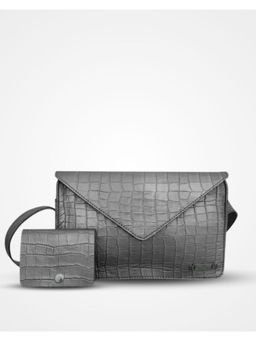 Strutt - Megan Leather Crossbody Sling Bag with Pouch (Medium)