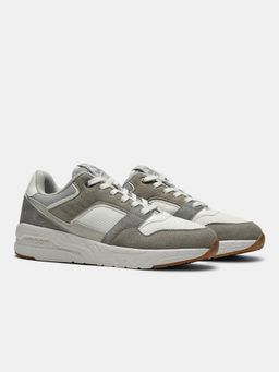 WROGN - White Gunfire Ash Walking Shoes