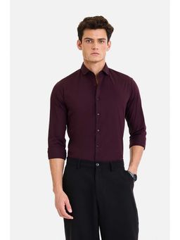 Snitch - Maroon Solid Full Sleeves Slim Semi Formal Shirt for Men