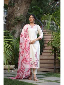 Gahan - Rayon Floral Embroidered Off White Kurta with Pant Tie & Dye Dupatta (Set of 3)