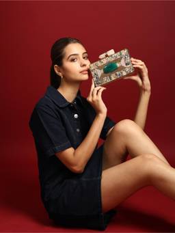 HOUSE OF WEBHIN - Aarish Golden Clutch with Detachable Chain