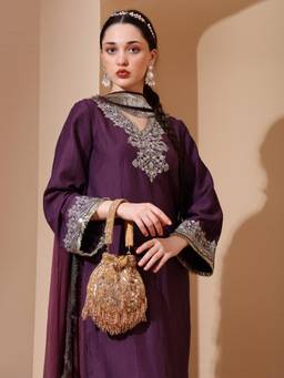 HOUSE OF WEBHIN - Saanvi Golden Potli Bag