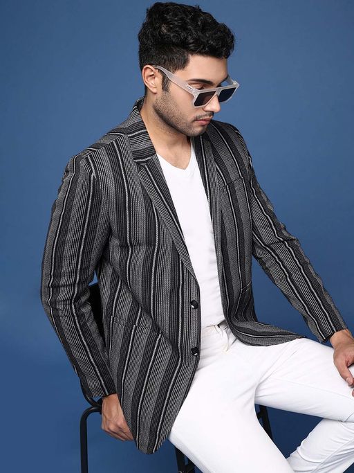 SHOWOFFFF Mens Black Slim Fit Single Breasted Blazer