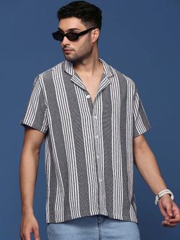 SHOWOFFFF - Mens Cuban Collar Striped Black Relaxed Fit Shirt