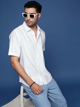 SHOWOFFFF - Mens Stripes Slim Fit White Shirt