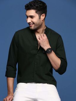 SHOWOFFFF - Mens Mandarin Collar Solid Slim Fit Green Shirt