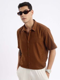 SHOWOFF - Mens Short Sleeves Solid Slim Fit Brown Shirt