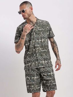 SHOWOFF - Mens Short Sleeves Printed Cuban Collar Green Co-Ords (Set of 2)
