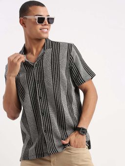 SHOWOFFFF - Mens Short Sleeves Cuban Collar Vertical Stripes Grey Shirt